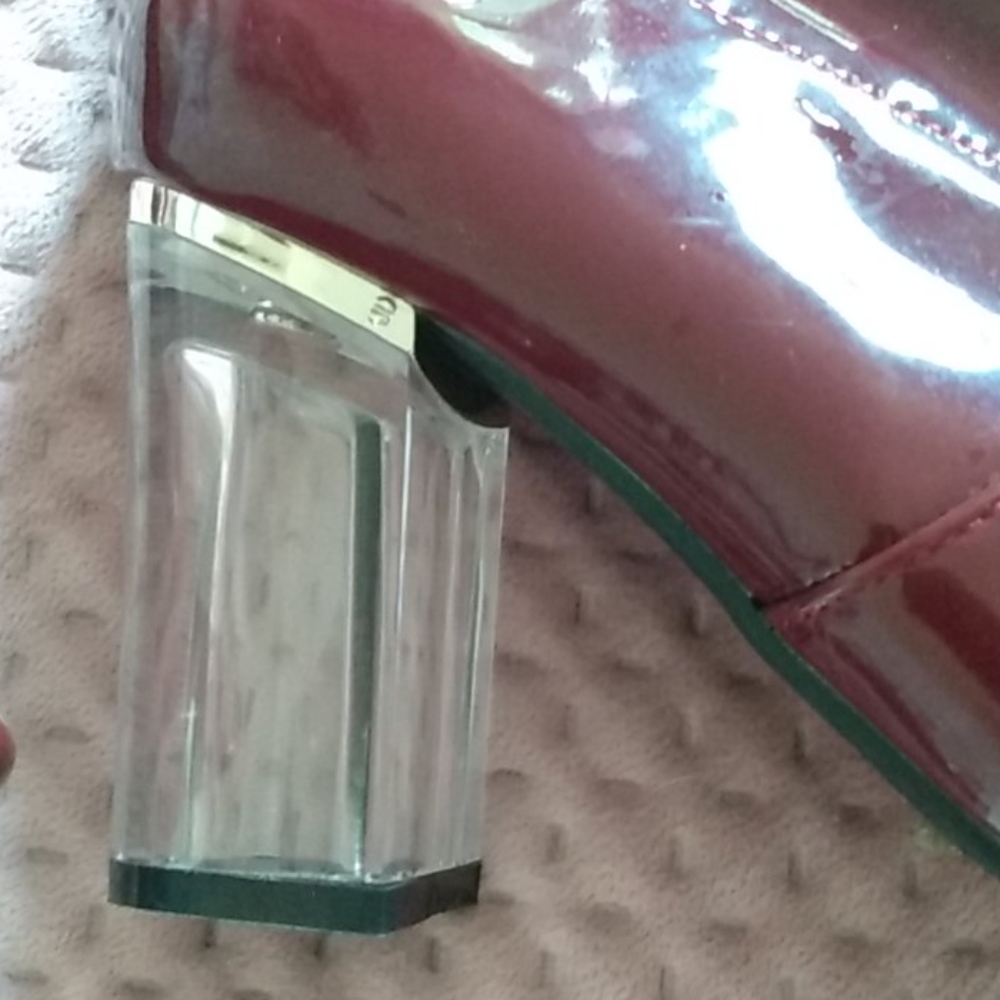 Boots - Picture 3 of 6